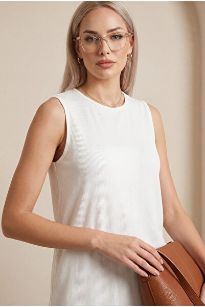 Modamorfo Zero Sleeve Round Neck Underwear -White