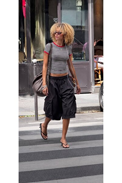 VERYMODA Tricou negru cu dungi roșii |   D0641 - Negru Roșu