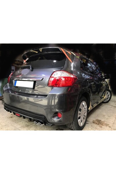 OTO H.İ.T. TOYOTA AURİS UYUMLU BODY KİT DİFÜZÖR 4 ÇIKIŞ YUVARLAK SİYAH MODEL 2