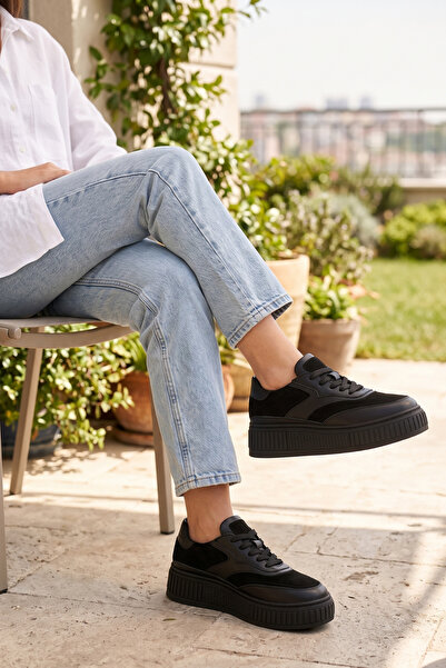 Siyah Hakiki Deri Süet Detaylı Bağcıklı Sneaker Kadın