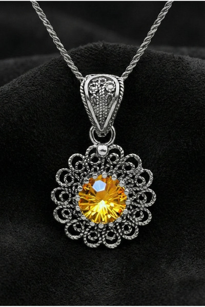 Roza Silver 925 Ayar Kasım Sitrin Doğum Taşı Çiçek Motifli Telkari Gümüş Kolye