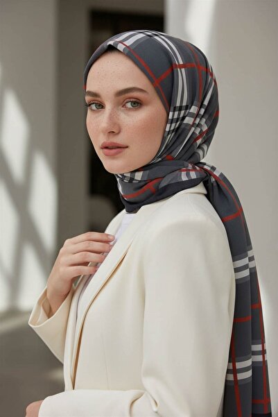 Vissona Women's Luxury Medina Silk Shawl Black