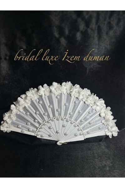 Bridal Luxe İncili Gelin yelpazesi