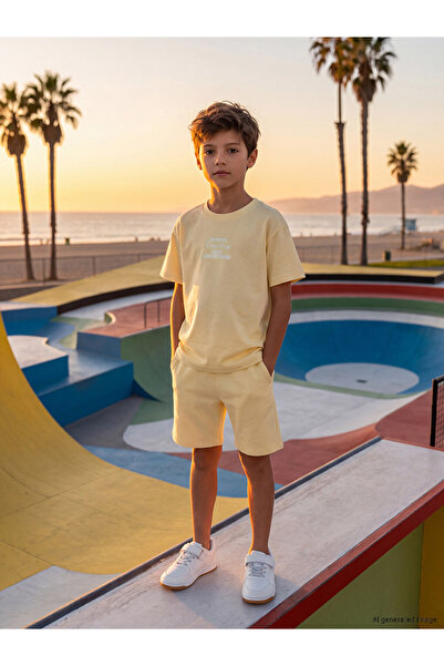 LC Waikiki Lcw Kids Yellow Printed Boys' Set