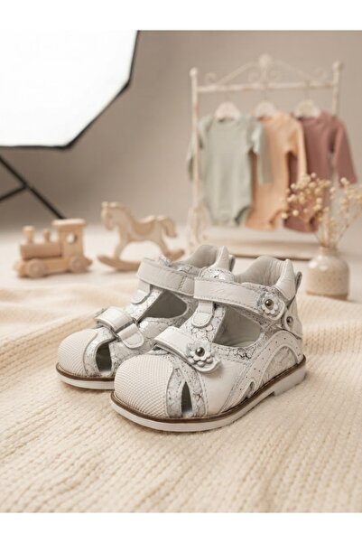 nuh kids Genuine Leather White Full Orthopedic Girls' Sandals