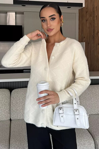 TOZLU Women's Front Buttoned Soft Yarn Knitwear Jacket (Available in S-M-L)