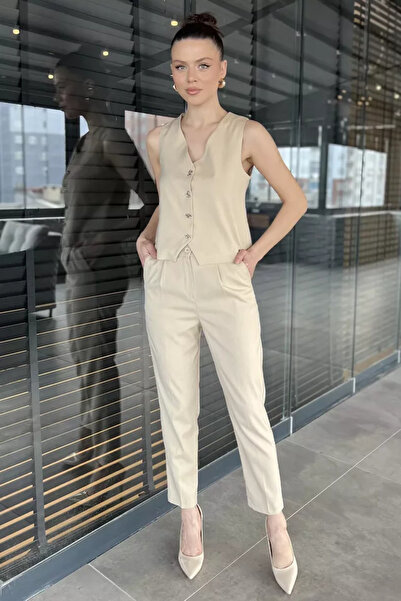 TOZLU Women's Button Detailed Lined Vest and Trousers Two-Piece Set