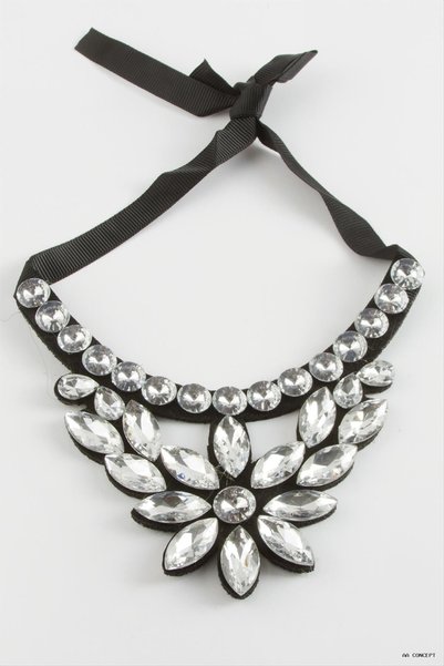 ZERO LAND CONCEPTA Flower-Studded Collar Necklace (165026) Silver Color