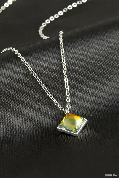 ZERO LAND Zngzrmll Square Glass Pendant (31249) Silver Color