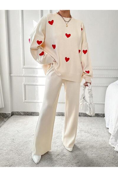 ZEYN STORE Women's Off-White Heart Embroidery Detail Knitwear Sweater Trouser...