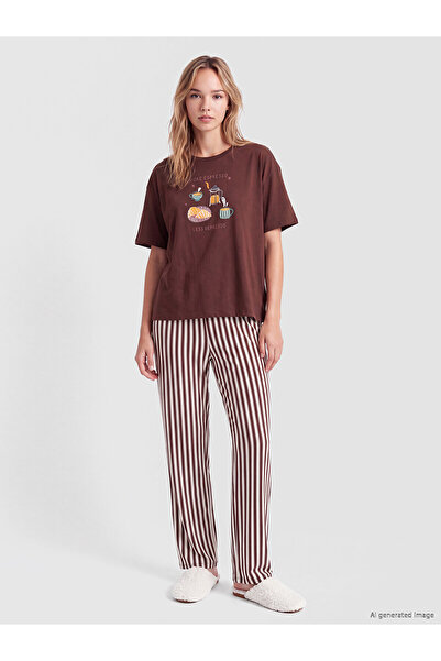 LC Waikiki Lcw Dream Ecru Crew Neck Printed Women's Pajama Set