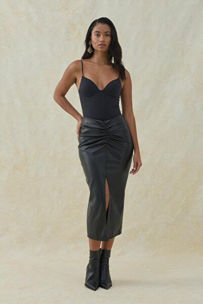Elbee Fashion Woman Black Faux Leather Skirt with Slit Detail