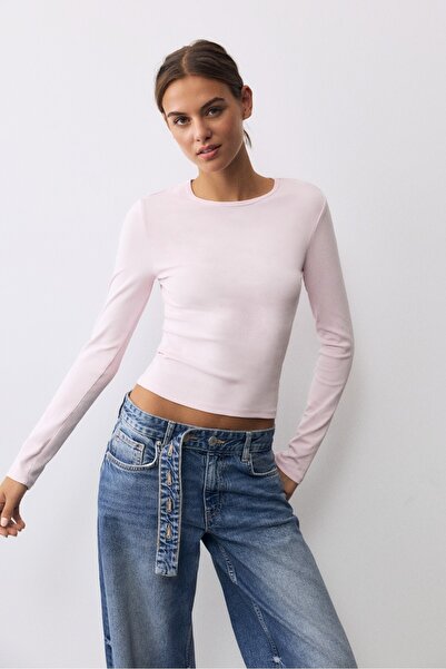 Pull & Bear Uzun kollu, vücuda oturan tişört