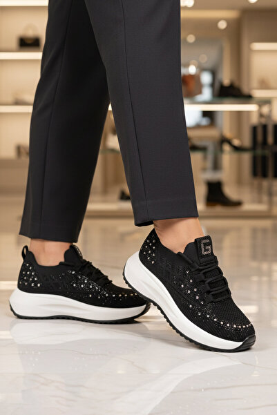 Guja Black Anorak Lace-Up Stone Embroidered Women's Casual Shoes Sneaker 26Y301