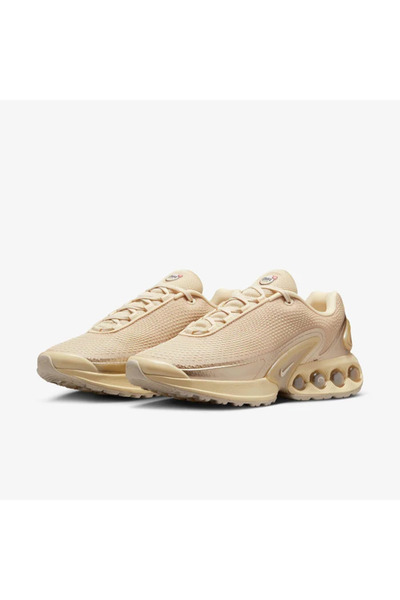 Nike Air Max Dn (Dar Kalıptır 1 Beden Büyük Alınız)