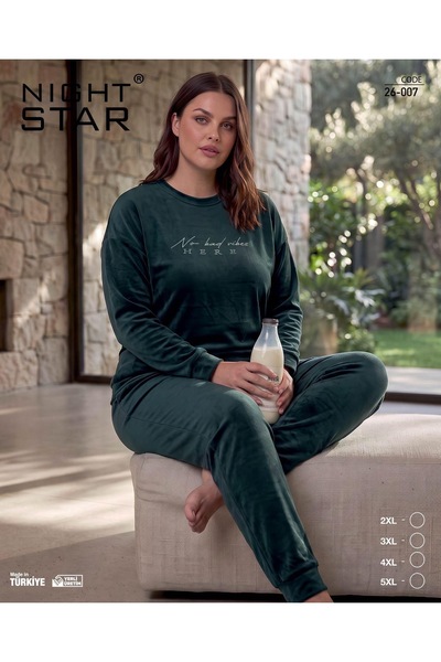 Night Star French Velvet Plus Size Emerald Pajama Set