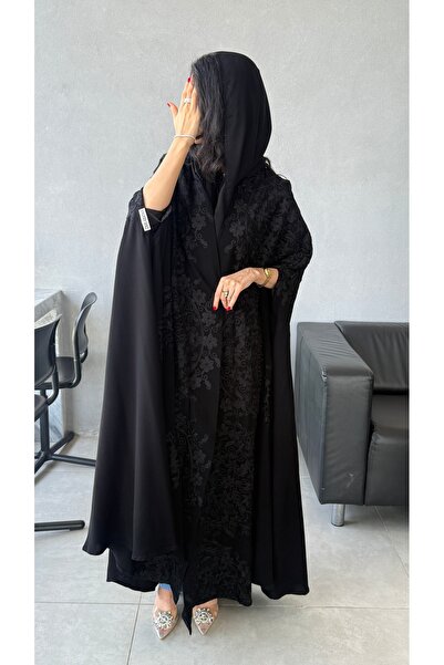 Generic Brand عباية قطرية