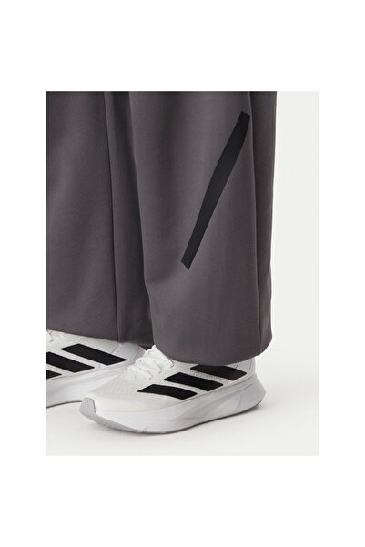 adidas Pantaloni de trening pentru femei KF6377 Gri