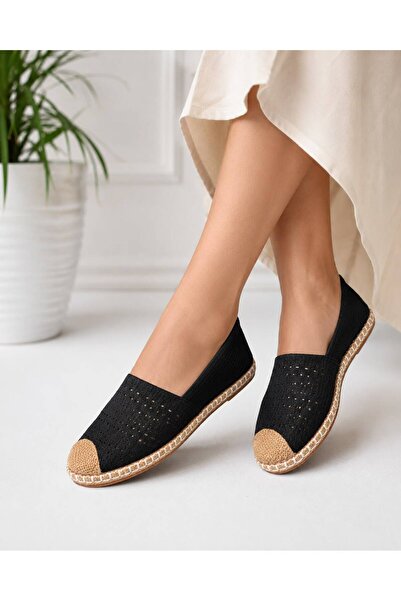 PAPUCUMUN DÜNYASI Women's Wicked Looking Perforated Summer Flats