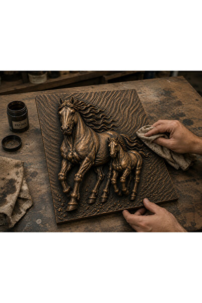 3D At ve Yavru At Rölyef Duvar Dekoru – CNC İşlemeli MDF, El Yapımı Patina