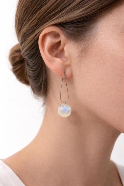 Archhazel Jewelery أقراط أورورا من الفولاذ بتفاصيل لؤلؤية من أرتشازيل للمجوهرات