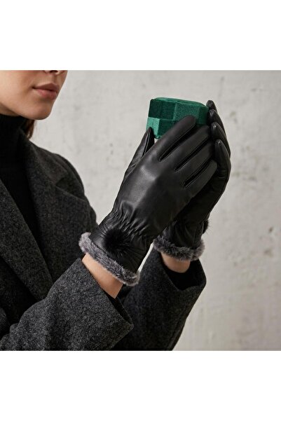 Wearflawless Women's Winter Plush Faux Leather Gloves, Warm and Stylish Gloves