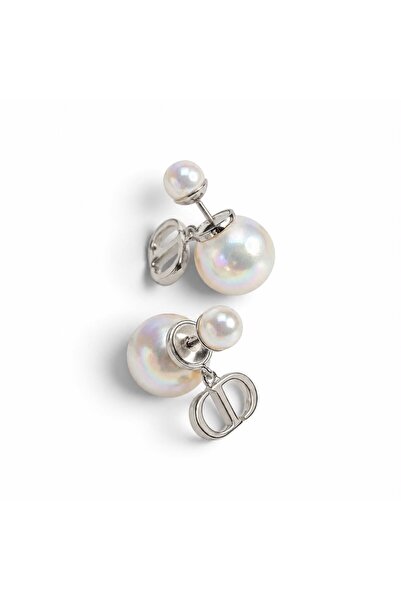 neslyaccessories Silver pearl earrings