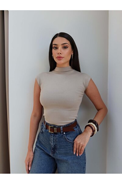 ESRAHELVACI Blouses - Cream - Regular fit