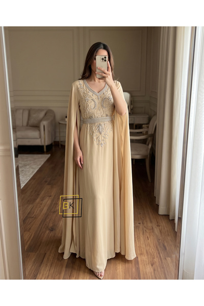 Generic 2433 Evening Wear Kaftan with Cape Sleeves and Embroidery Crystal Work