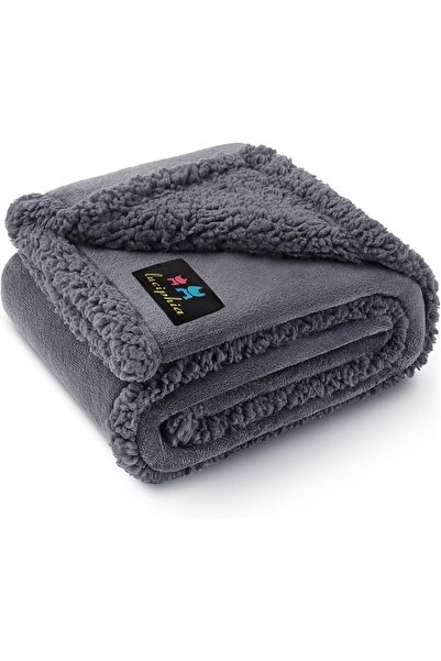 luciphia Pet Blanket with Reversible Sherpa Fleece Water and Pee Proof Pet Pa...