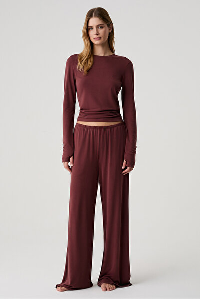 Penyemood Flowy Comfortable Cut Pajama Set