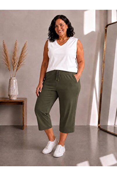 Vinola Plus Size Shorts & Bermuda - Khaki - Elastic