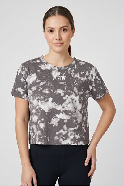 Under Armour Women Loose Fit Short Sleeve Running T-Shirt, Multicolor