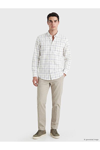 LC Waikiki Rmz Gi̇yi̇m Farkiyla Standard Fit Checkered Embroidered Oxford Men...