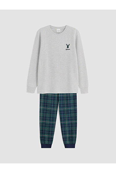 LC Waikiki Embroidered Crew Neck Boys' Pajama Set