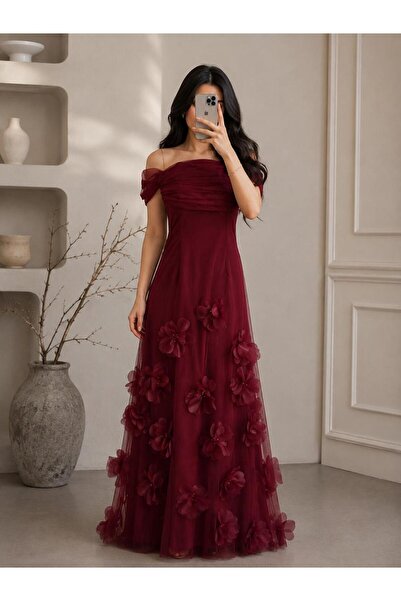 my abaya فستان سهرة عنابي مزين بالورود