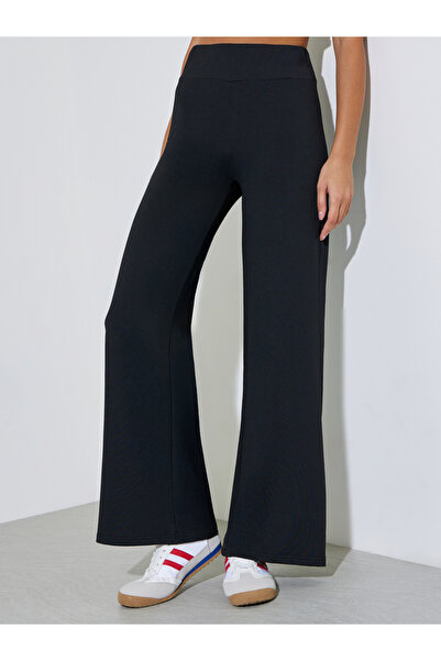 Styli Black Solid Wide Leg Pants