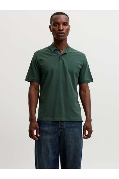 Jack & Jones قميص بولو قطني بلون أخضر داكن
