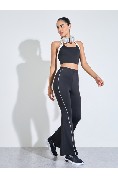 Styli Black Solid Contrast Seam Active Flare Pants