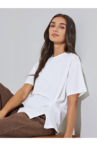Styli White Solid Side Slit Round Neck Oversized T-Shirt