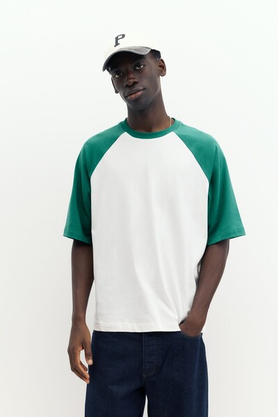 Pull & Bear Reglan kollu tişört
