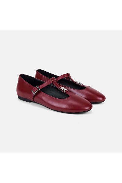 Desa Women's Red Adjustable Buckle Stoned T-Strap Leather Ballerinas