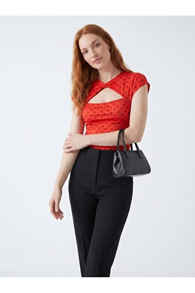 NOUX Window Detailed Collared T-Shirt