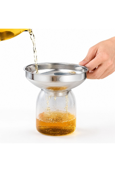 Coverzone Stainless Steel Funnel, Wide Mouth Kitchen Funnel with Handle, Jar and Bottle Filling Tool, Multi-Purpose Metal Funnel for Oil, Honey, Sauce, Flour, and Legumes, Hun-01