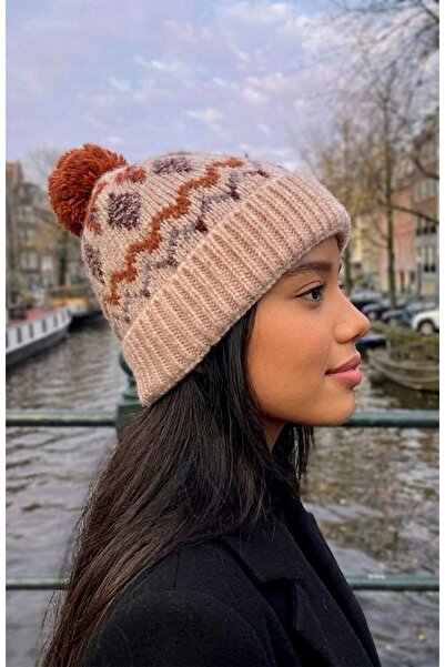 LAGRANZE Winter Fusion ™   Ethnic Patterned Soft Knitted Beanie with Pompom-2841