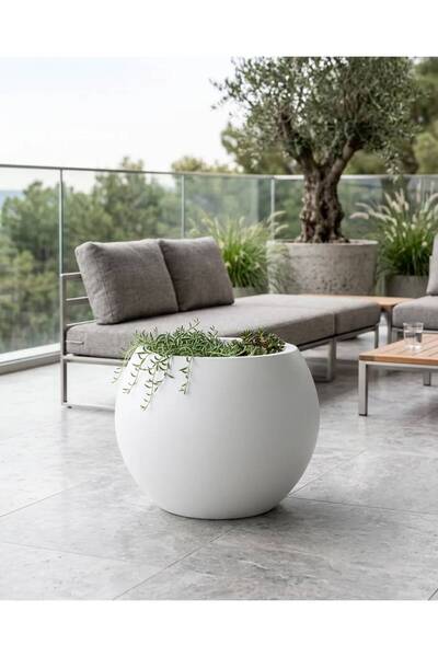 ZEVLİ Küre Saksı 30 cm Sakız Beyaz Modern Şık Dekoratif İç ve Dış Mekan Saksısı