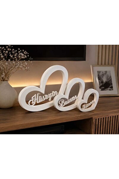 Kişiye Özel 3D Aile İsimliği – Kalp Tasarımlı Dekoratif Masaüstü İsimlik – 3’lü Set