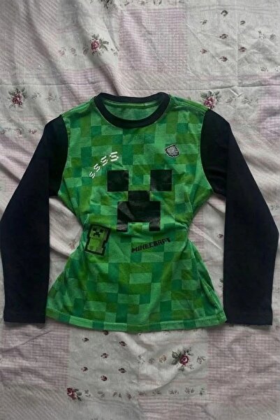 Karakedi قميص بأكمام طويلة من Green Black Pixel Craft Characters