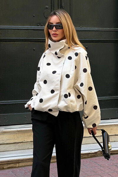 SHILSEE BEUTİQUE Women's Polka Dot Standing Collar Snap-Fastened Coat White