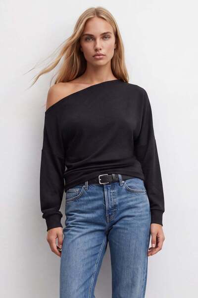 Trend Alaçatı Stili Women's Black Boat Neck Long Sleeve Blouse Alc-X15611